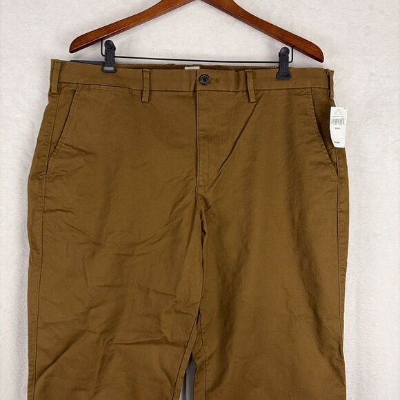 Gap Mens Essential Khaki Straight Pants Brown Stretch Waist Mid Rise 38x32 NWT - Picture 3 of 6